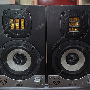 EVE SC-204 스피커 팜니다