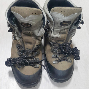 잠발란 고어텍스 ,비브람 중등산화 255~260mm