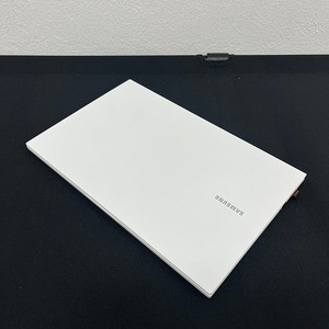 삼성 갤럭시북 이온2