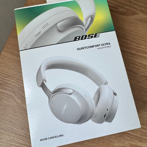 BOSE Quietcomfort Ultra 헤드폰 - 화이트 스모크