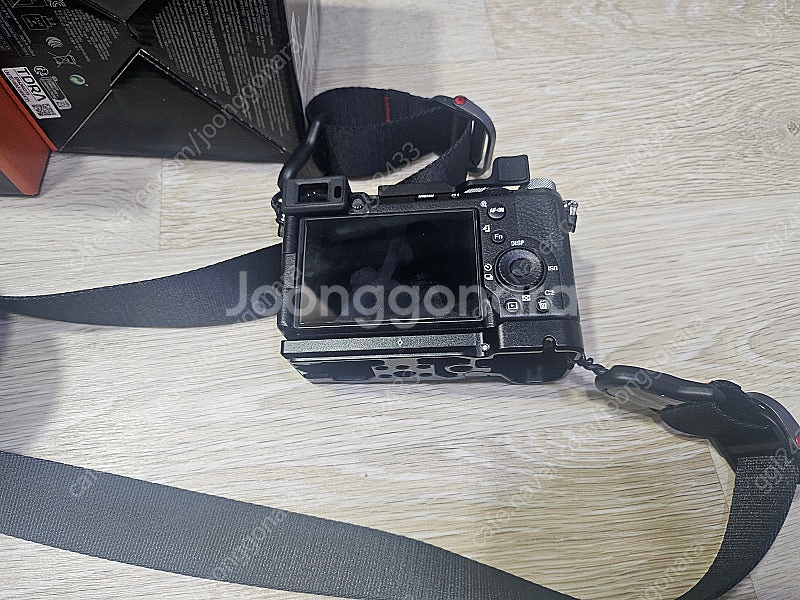 소니 a7c2 실버 민트급,50.4gm 오사금 탐론 2...--3