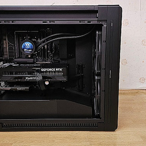 GAINWARD 지포스 RTX 5090 팬텀 D7 32GB 그래픽카드 판매합니다
