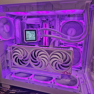 개인 조립컴퓨터 9800x3d,rtx5080,64g,ssd4tb 올화이트 시스템 중고판매합니다.
