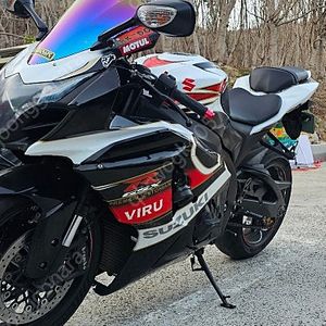 2016년 gsx r1000북미 판매합니다