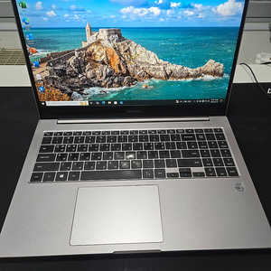 삼성 노트북 10세대 i5 상태 A급 NT551XCJ