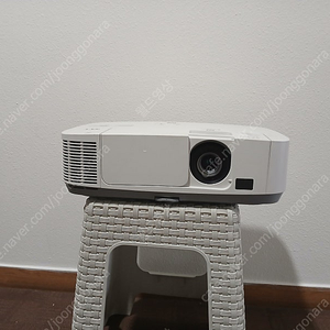 NEC P451W | 고해상도 3LCD 프로젝터 | 전시장·강당용 업소용 중고 빔프로젝터 신품급