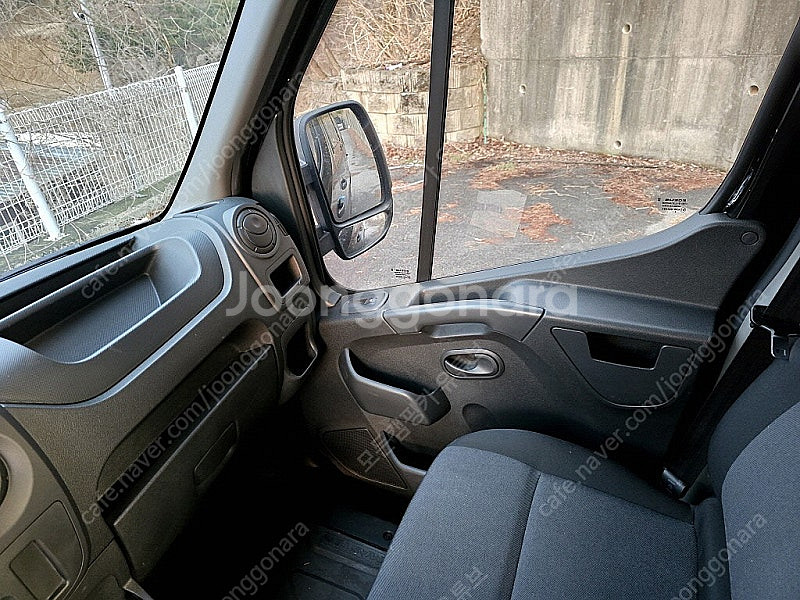 19년식 마스터 밴 2.3 L(라지) 3인승 캠핑카 스...--8