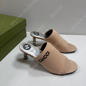 구찌 핑크 여성 샌들 뮬 슬리퍼 gucci