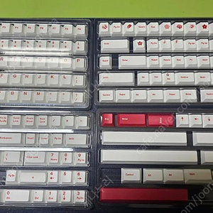 PBT 염료승화 레드, 그린 키캡 판매합니다