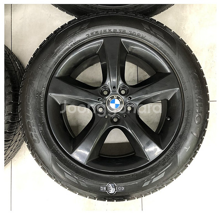 BMW X5 F바디 18인치 흠집없는 블랙 휠타이어 2...--3