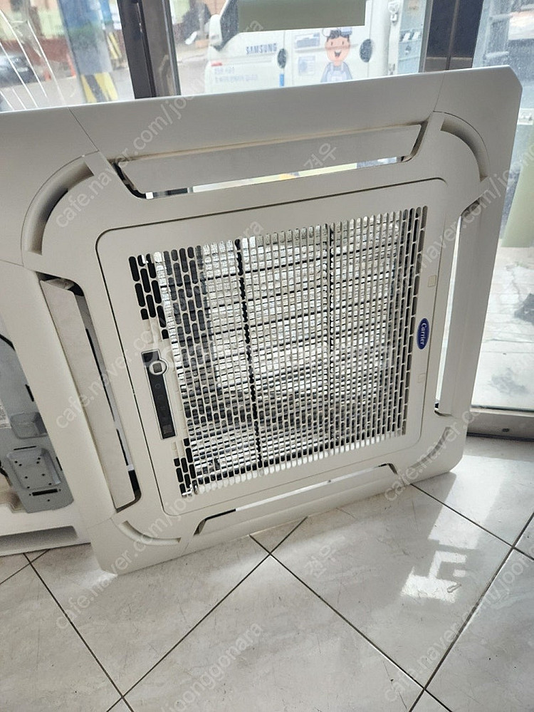 캐리어 40평 천장형 냉난방기 판매합니다.--2