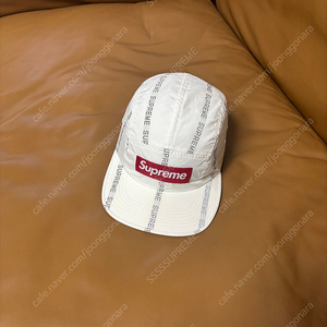 Supreme 슈프림 캠프캡 모자 (Jacquard Logo White)