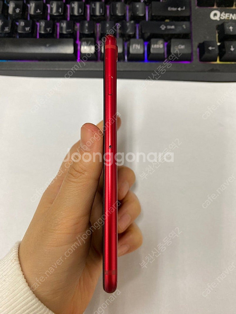 023783 아이폰SE3 레드 A급 64GB 무잔상 배...--5
