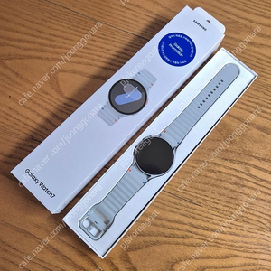 삼성 갤럭시 워치7 / 40mm 크림 , 44mm 실버 / 단순개봉 새제품 판매합니다