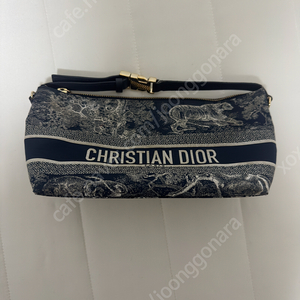 디올 DiorTravel Nomad 미디엄 파우치 S5554OTEU_M928 디올트래블파우치