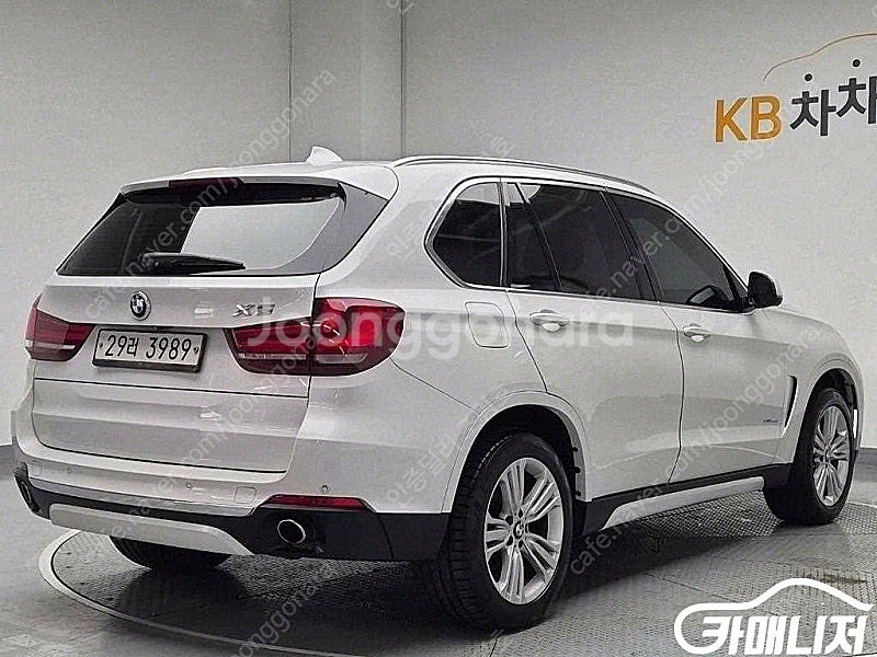 [BMW]X5 (F15) xDrive 30d (5인승)...--3