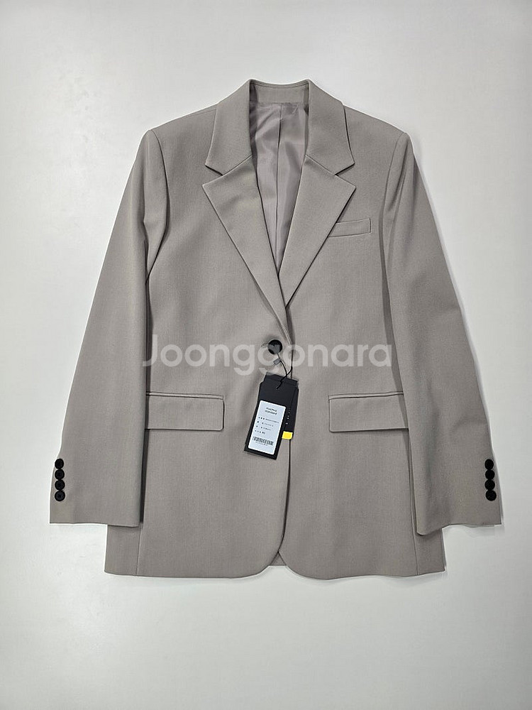 [미착용 새상품/정가84,000원] 무신사 우먼즈 오버사이즈 블레이저 (라이트베이지/XS)--0