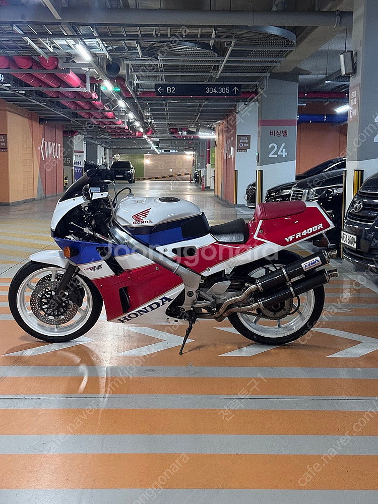 혼다 올드바이크 VFR400 NC30 팝니다.--0