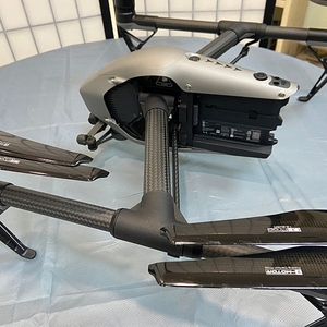 DJI 인스파이어(Inspire) 1,2/짐벌,렌즈/SSD,리더기/배터리/센덴스조종기/크리스탈스카이 처분