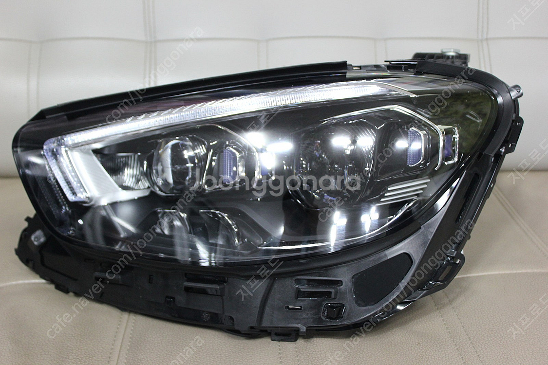벤츠 W213 E250 23년 5월 운전석측 헤드라이트...--1