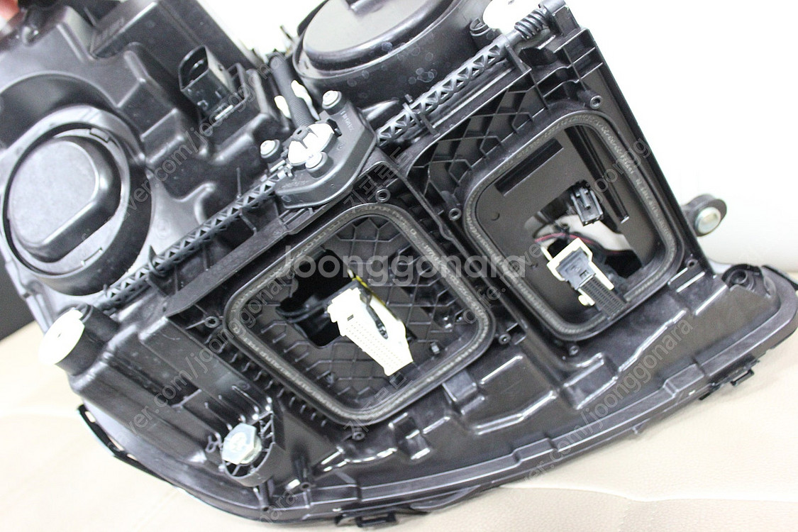 벤츠 W213 E250 23년 5월 운전석측 헤드라이트...--6