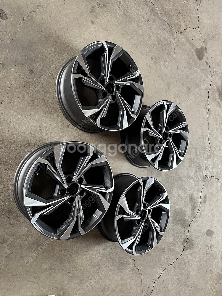 아우디 A3 8Y 40TFSI 프리미엄 순정휠 한셋트 ...--0