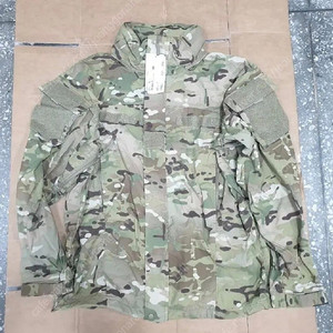 미군 정품 멀티캠(OCP) GEN3 L5 소프트쉘자켓 스몰레귤러 신품판매합니다.