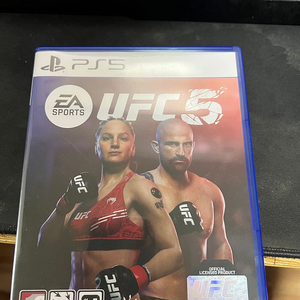 PS5 UFC5 타이틀 판매합니다