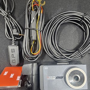 아이나비 QXD5500mini QHD 2채널 블랙박스 풀세트 32기가 싸게 판매합니다(매장 방문시 무료 설치해드립니다 부자재 모두 새것포함,안전결제 가능)