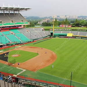 KBO 5/10(토) 랜더스필드 SSG vs 기아 4층 SKY뷰석 1루 외야필드석 2연석 야구티켓 명당