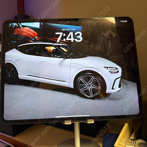 아이패드 프로 m4 13인치 256 wifi 팝니다
