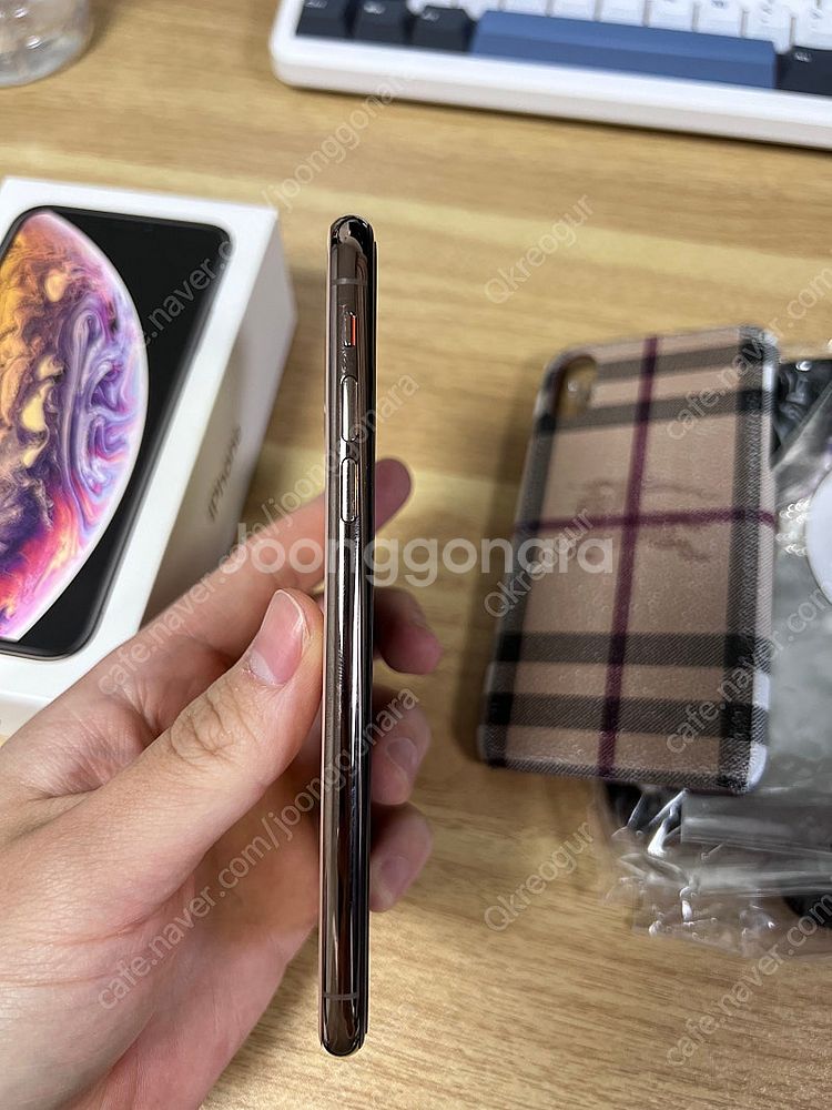아이폰 xs 64gb 골드--5
