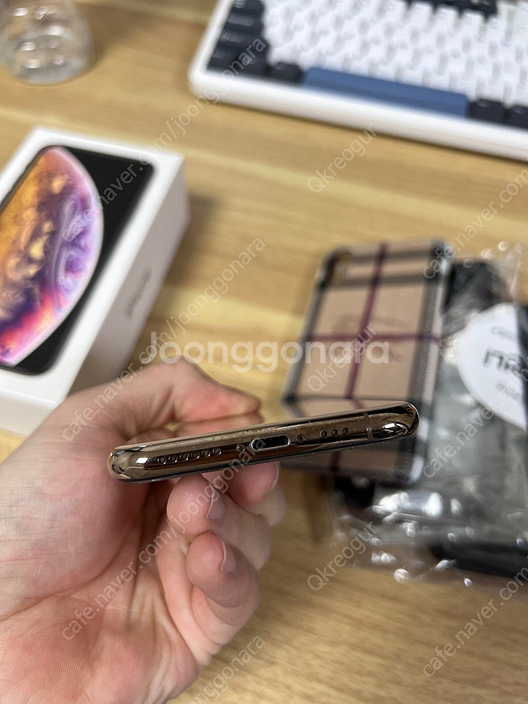 아이폰 xs 64gb 골드--6