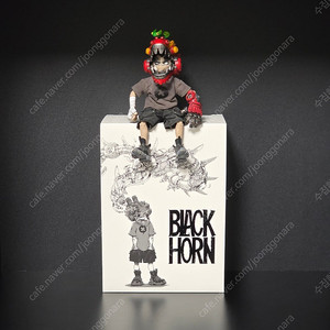 D_ONE Studio Black Horn 아트토이