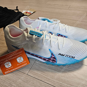 나이키 줌 머큐리얼 베이퍼프로 15프로 Tf 270팝니다