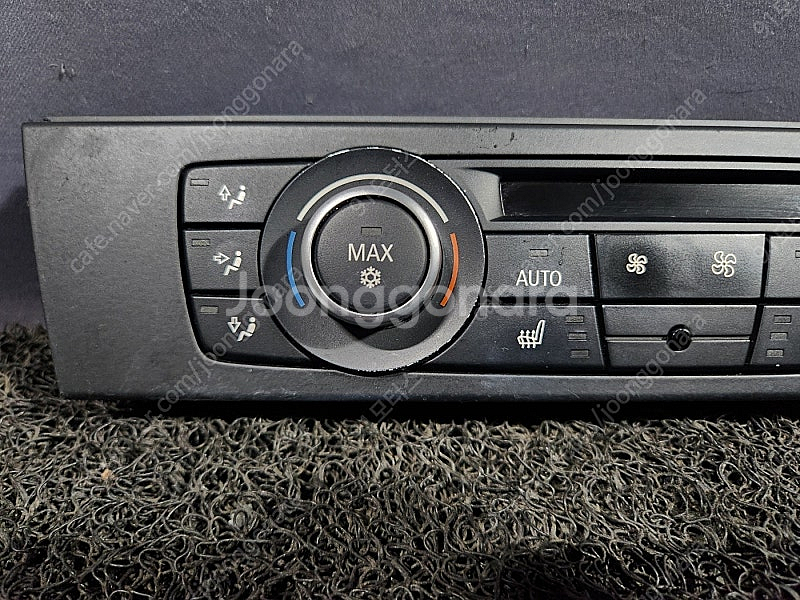 4003 BMW 320d E90 오토 공조기 92245...--1