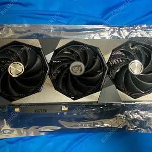 RTX 4090 슈프림X 350에 직거래로 판매합니다.
