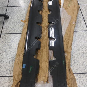 벨로스터 터보 리얼카본사이드 팝니다.