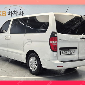 현대더 뉴 그랜드 스타렉스 2WD 밴 5인승 모던 (5인승)★중고차★할부★리스★전액할부★카드★탁송★24시간 상담 가능합니다★