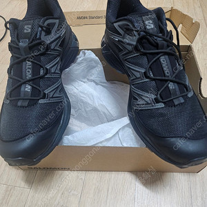 무신사 살로몬 XT-6 익스펜스 블랙에보니 팝니다