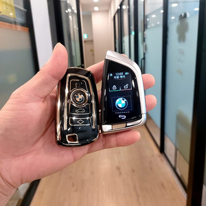 BMW F바디 7시리즈 14년식 LCD 칼날키 컨버전 차키제작 및 디자인 변경