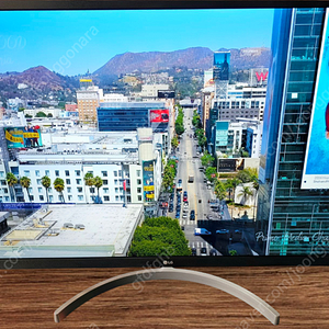23년식 LG 32인치 LED 모니터 32MN600PW 팝니다