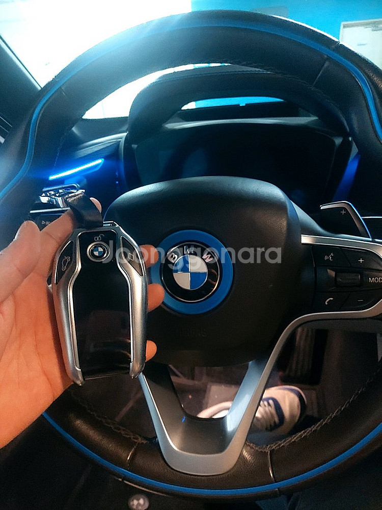 BMW i8 2016년식 디스플레이 LCD 키 개조 리...--2