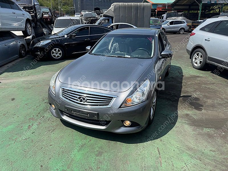 인피니티 G35,G35S,G37 부품차 각개합니다 앞범...--0