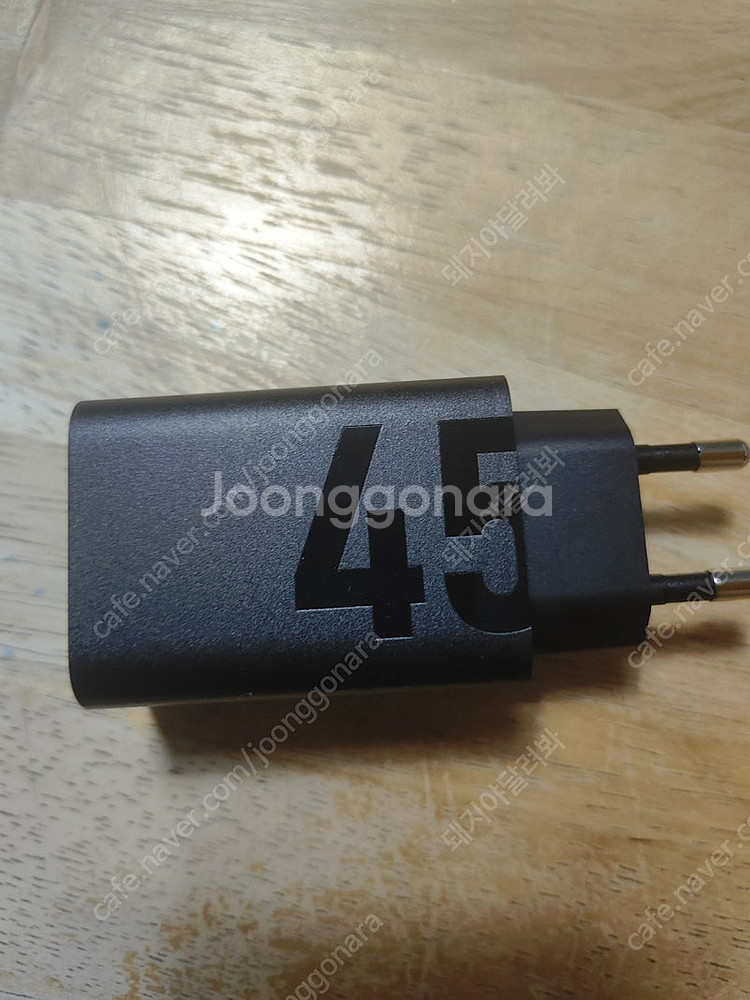 레노버 45W 고속충전기 및 레노버 요가탭 플러스 AI...--0