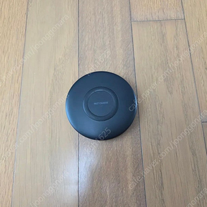 삼성 무선충전 패드 EP-P1100
