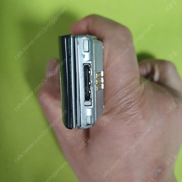 싸이언폴더폰 LG-LP8200 이미지