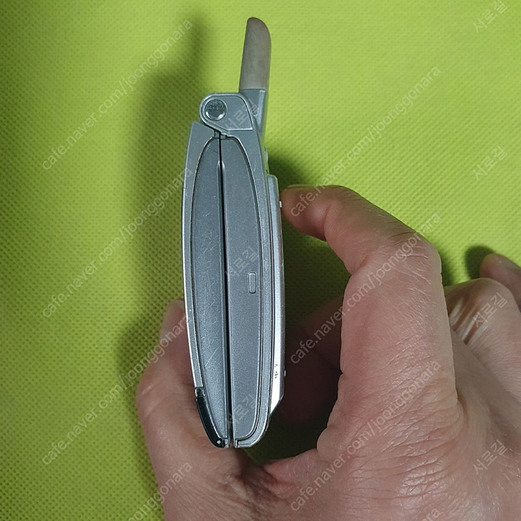 싸이언폴더폰 LG-LP8200 이미지