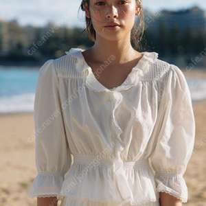 타낫 Colette frill blouse