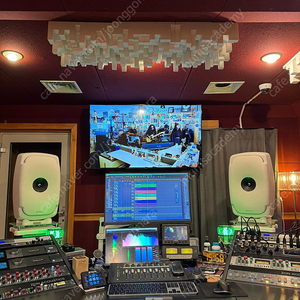 genelec 8361 AW + GLM Kit 판매합니다.